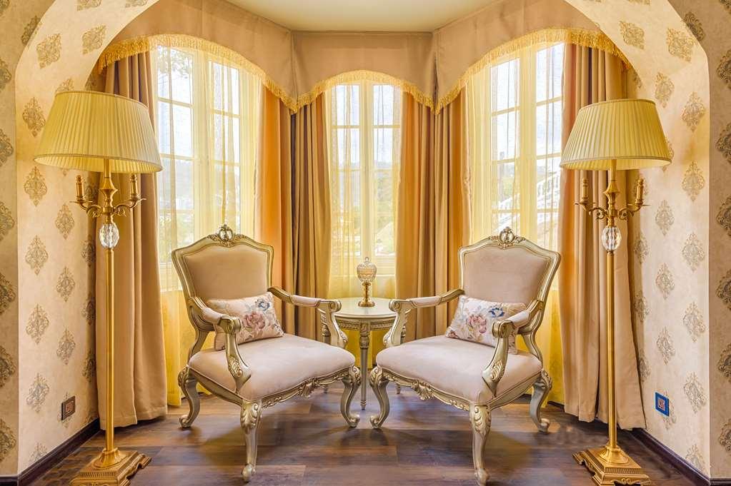The Westbury Palace Nuwara Eliya Bilik gambar